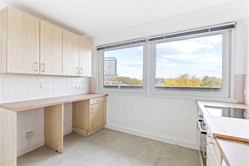 Sidney Street, London, E1