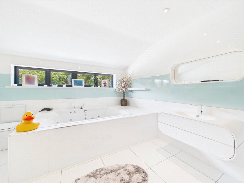 Ashford Hill Road, Headley, Thatcham, Hampshire, RG19