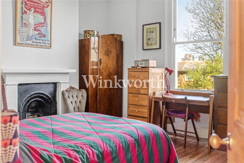Queens Drive, London, N4