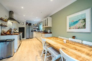 Heath Lane, Farnham, Surrey, GU9