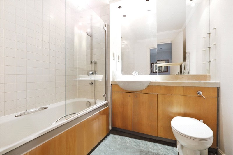 High Holborn, London, WC1V