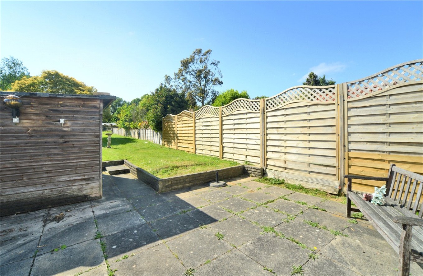 3 bedroom property for sale in Chipstead Way, Banstead, Surrey, SM7