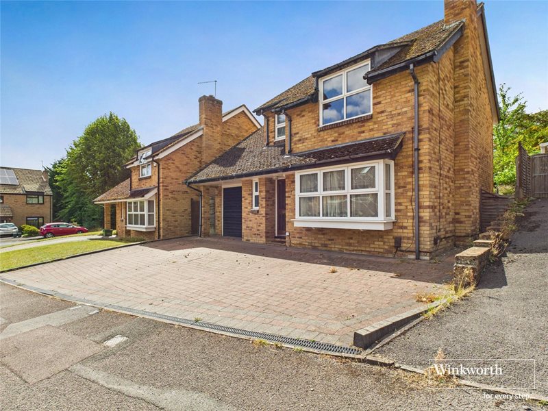 Hazel Road, Purley on Thames, Reading, Berkshire, RG8