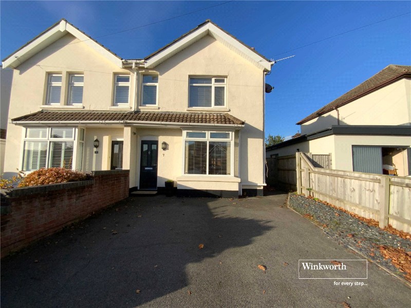 Avon Road West, Christchurch, Dorset, BH23