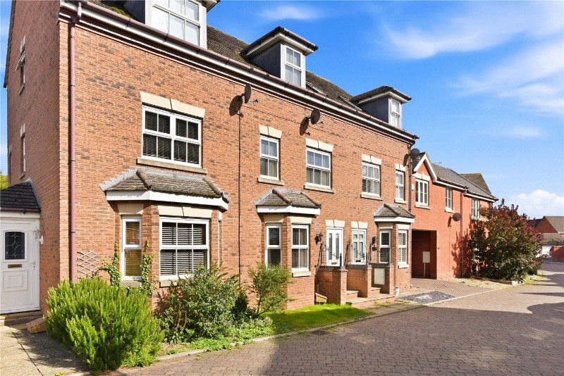 Lingfield Crescent, Stratford-upon-Avon, Warwickshire, CV37