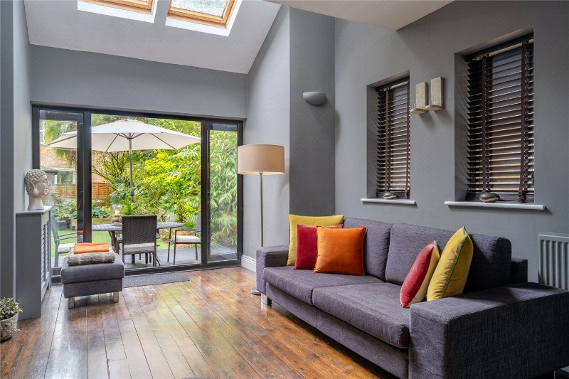 Palace Road, London, SW2