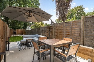 Queenswood Road, London, SE23