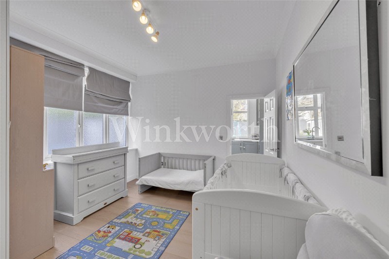 Finchley Road, London, NW11