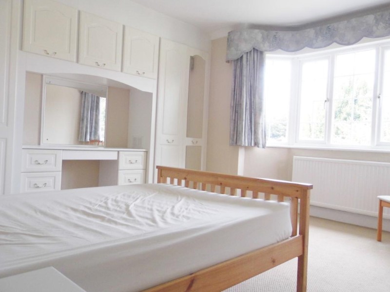 North Crescent, Finchley, London, N3