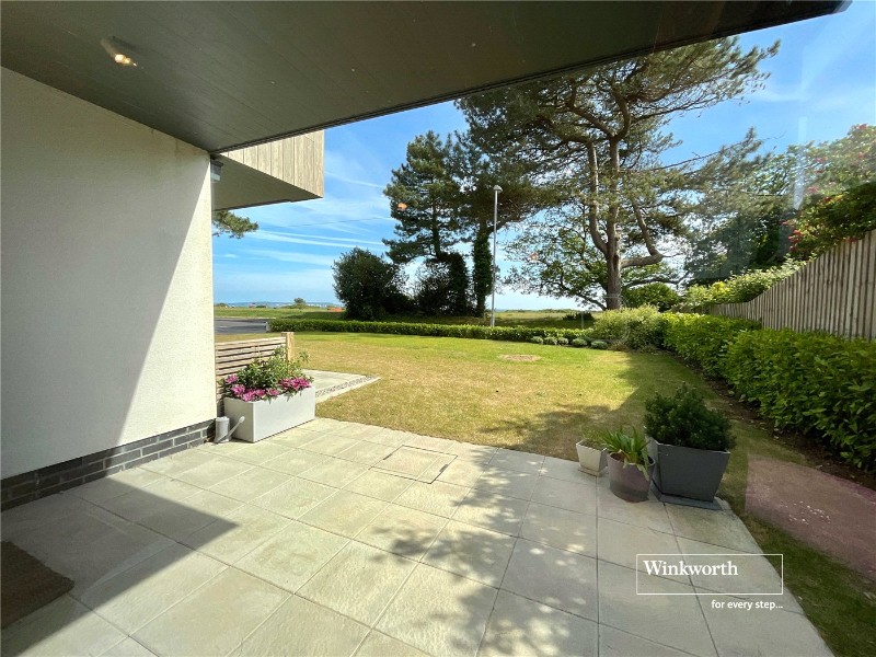 Wharncliffe Road, Highcliffe, Christchurch, Dorset, BH23