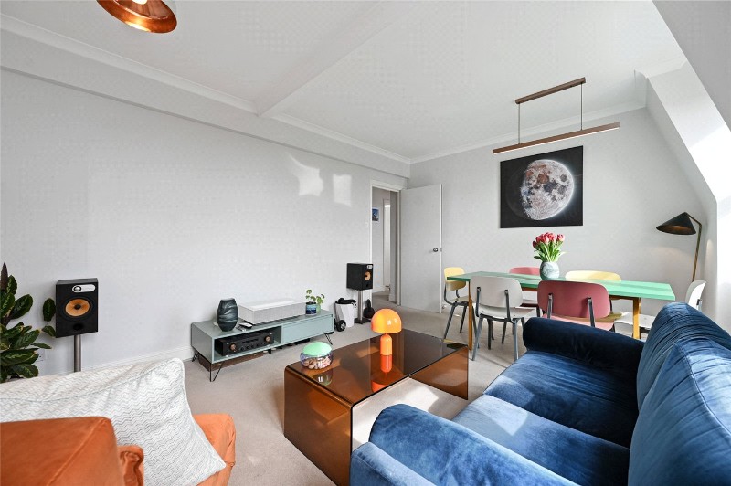 Goldhawk Road, London, W12
