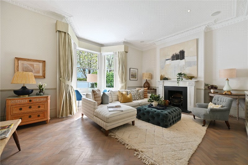 Vicarage Gardens, Kensington, London, W8