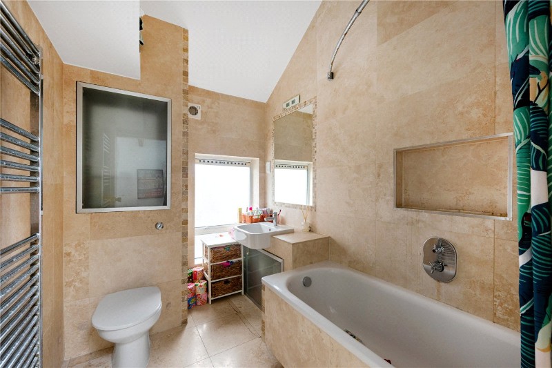 Bradbury Mews, London, N16