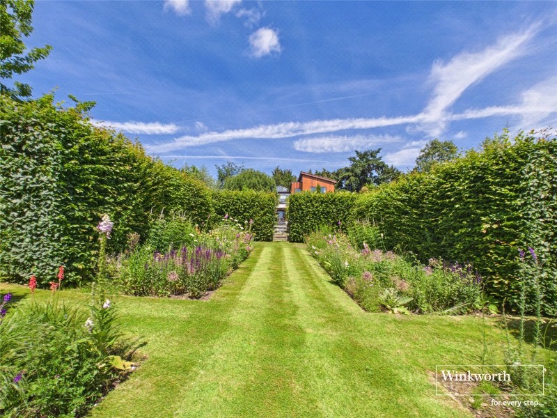 Newbury Road, Headley, Thatcham, Hampshire, RG19