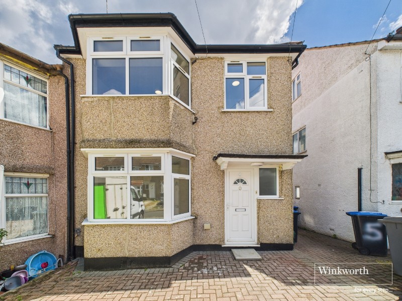 Larkway Close, Kingsbury, London, NW9