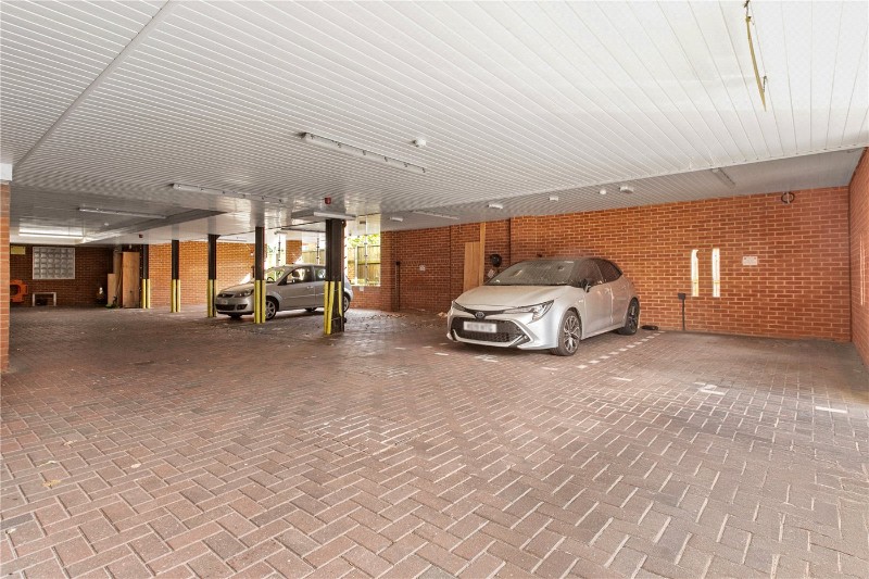 Hazelwood Lane, London, N13