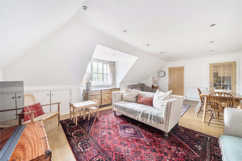 School Lane, Lower Bourne, Farnham, Surrey, GU10