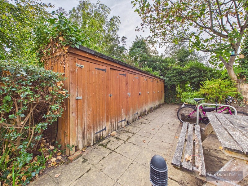 Ewell Road, Surbiton, KT6