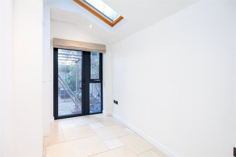 Rusthall Avenue, London, W4