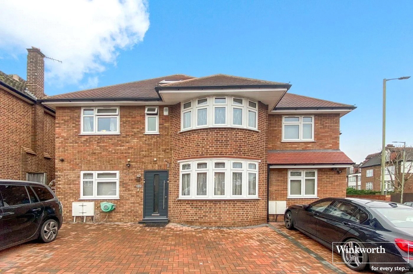 Queens Way, Hendon, London, NW4