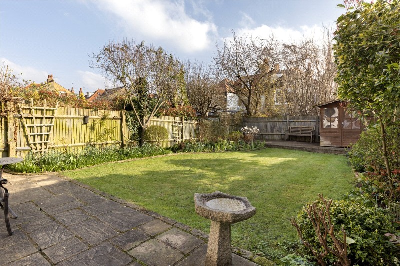 Holroyd Road, London, SW15