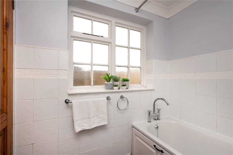 Cossington Road, Canterbury, Kent, CT1