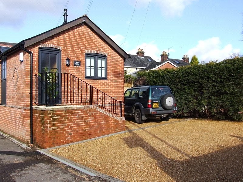 Botley Road, Romsey, Hampshire, SO51