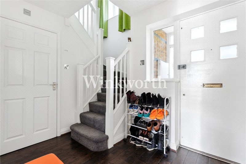 Castleview Close, London, N4