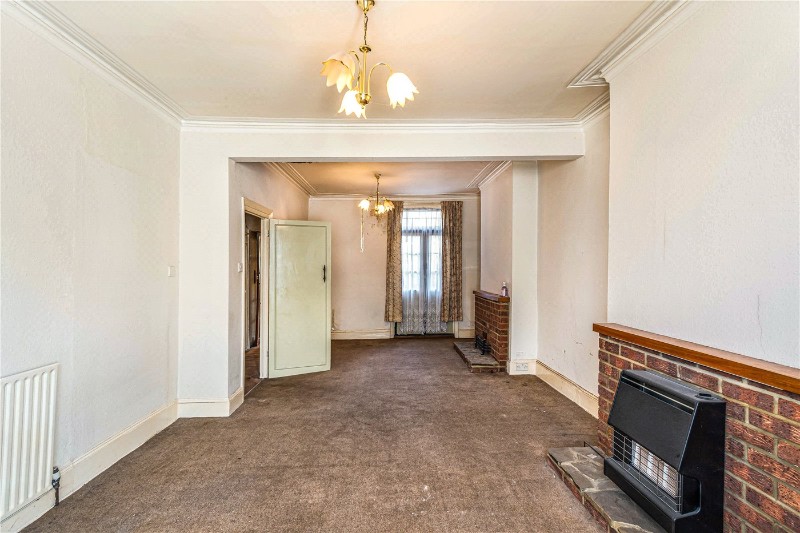 Henslowe Road, London, SE22