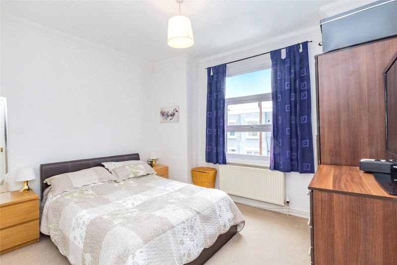 Vale Grove, London, W3
