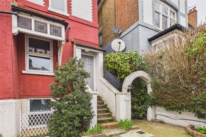 Gleneagle Road, London, SW16