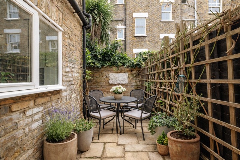 Orbain Road, London, SW6