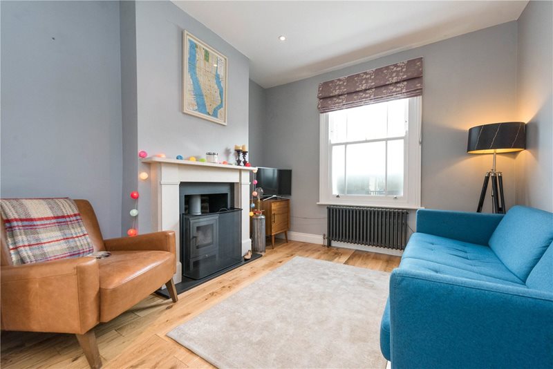 Kilburn Lane, London, W10