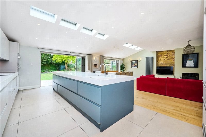 Lowther Road, Barnes, London, SW13