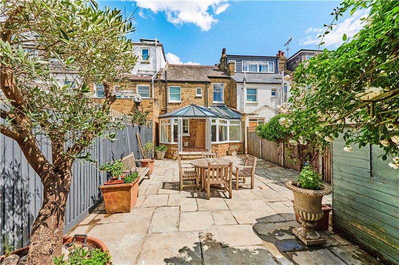 Martindale, East Sheen, London, SW14