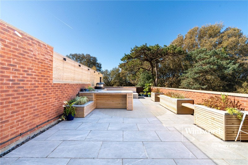 Sea Road, Boscombe, Bournemouth, Dorset, BH5