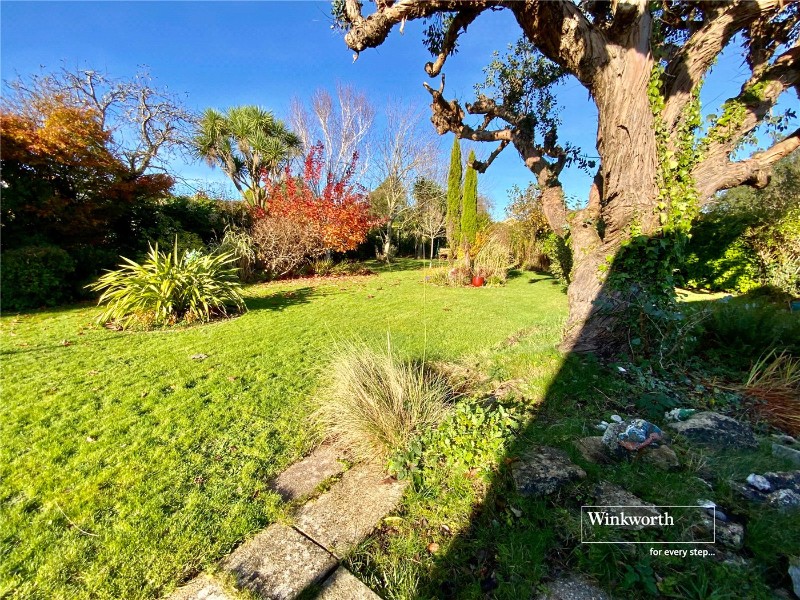 Dunlin Close, Mudeford, Christchurch, Dorset, BH23