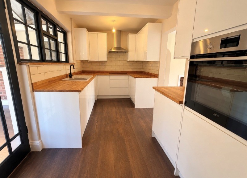 Lansdowne Close, Romsey, Hampshire, SO51