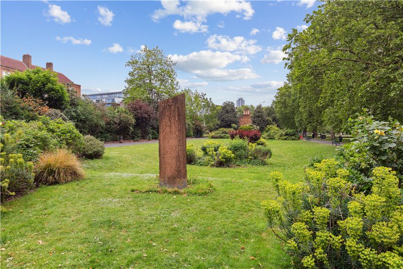 Kennington Park Road, London, SE11