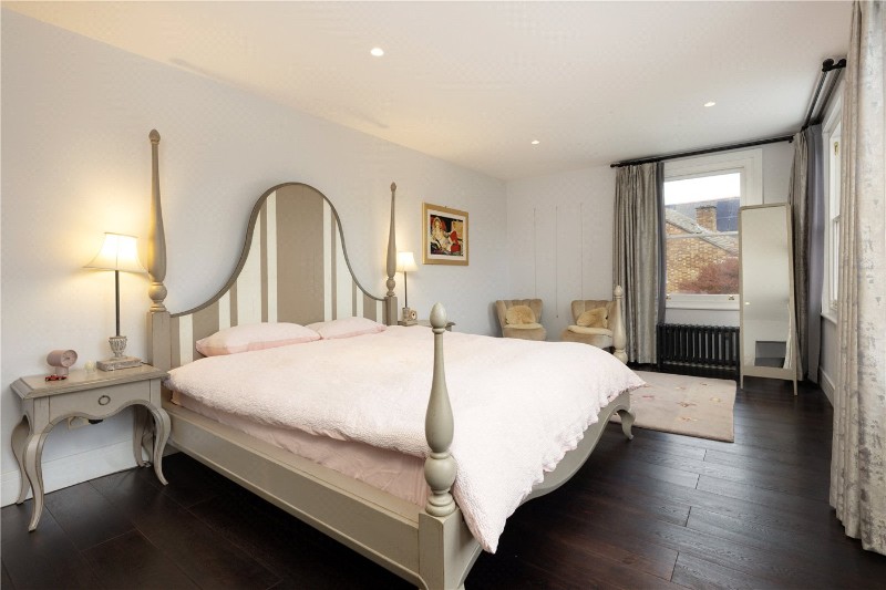 Burstock Road, London, SW15