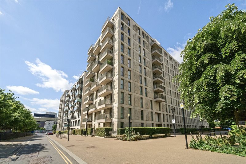 Ribbons Walk, London, E20
