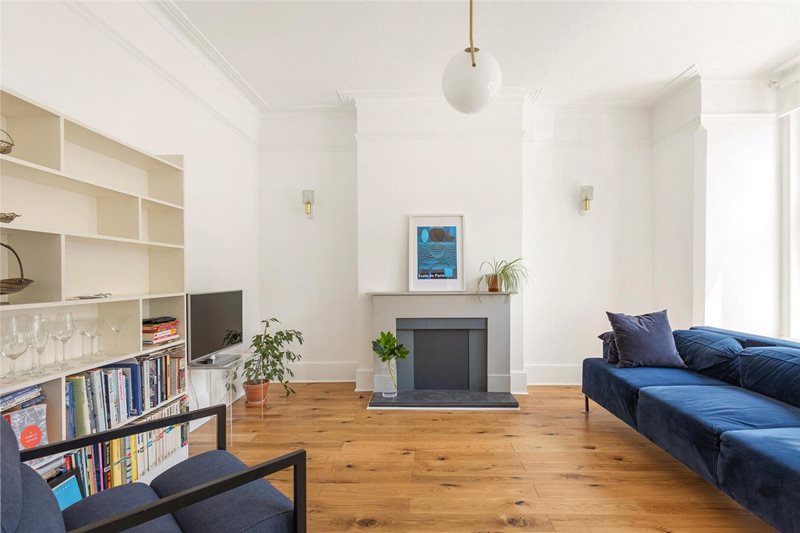 Huntly Road, London, SE25