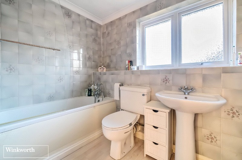 Fennel Close, Chineham, Basingstoke, RG24