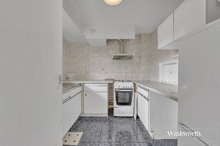 Old Farm Road, Strawberry Vale, London, N2