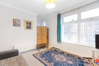 Queen Mary Road, London, SE19