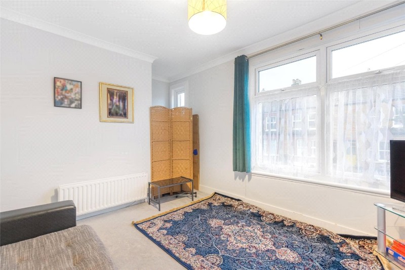 Queen Mary Road, London, SE19