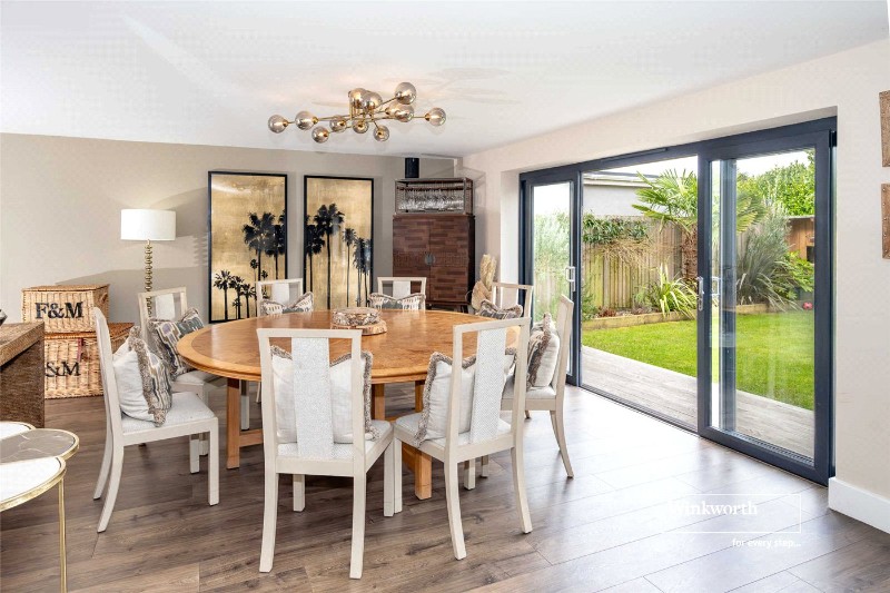 Hynesbury Road, Friars Cliff, Christchurch, BH23