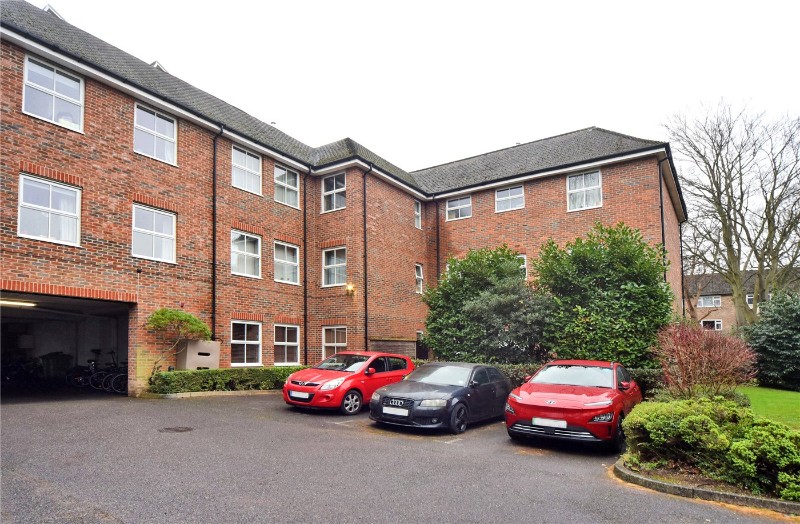 Overton Road, Sutton, SM2