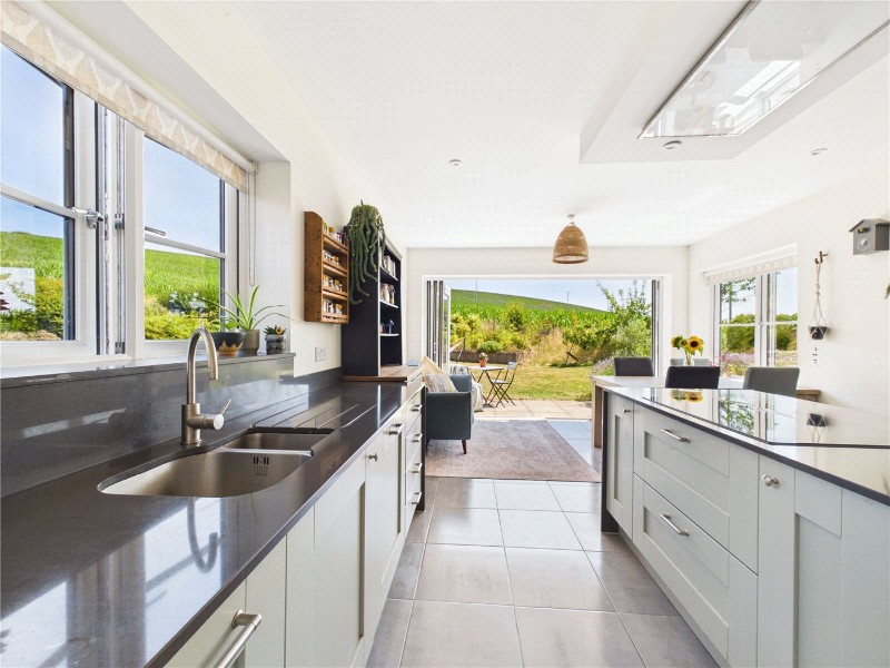 Court Barton Close, Thorverton, Exeter, Devon, EX5