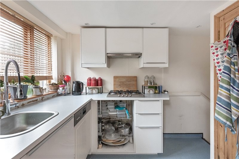 Knatchbull Road, London, SE5